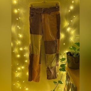 trending color block jeans